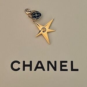 AUTHENTIC CHANEL COMET CHARM WITH CLASP - NWOT